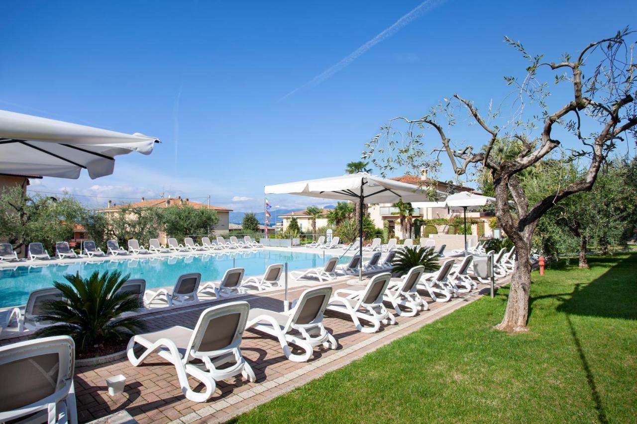 Hotel Villa Olivo Resort 3S Bardolino Dış mekan fotoğraf