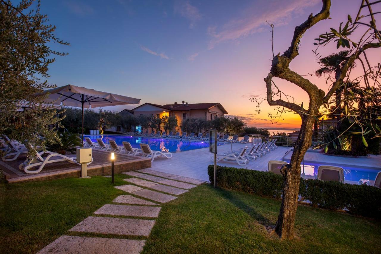 Hotel Villa Olivo Resort 3S Bardolino Dış mekan fotoğraf